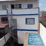 Siete Mares 1